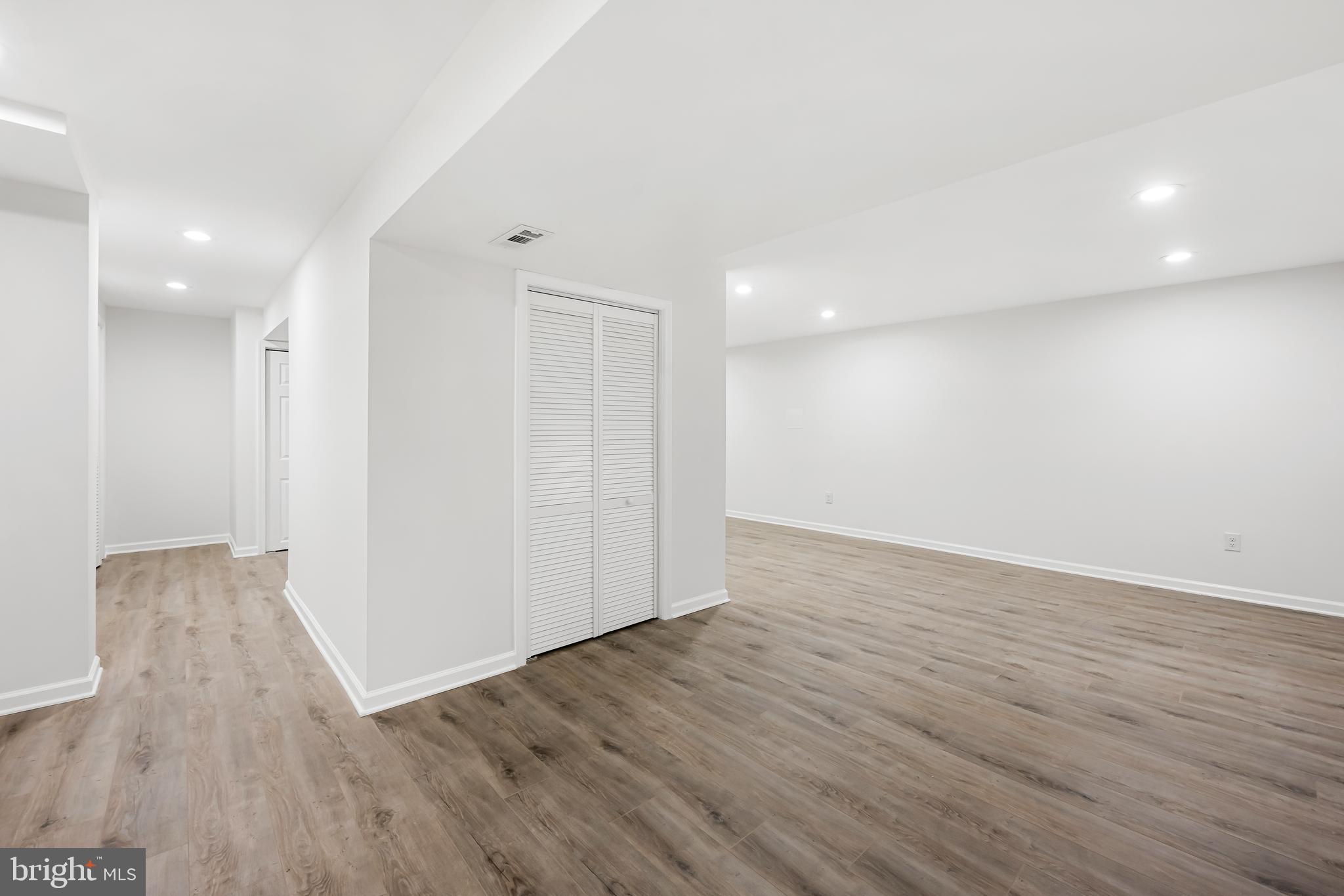 VILLAGE OF BYNUM RUN - Residential