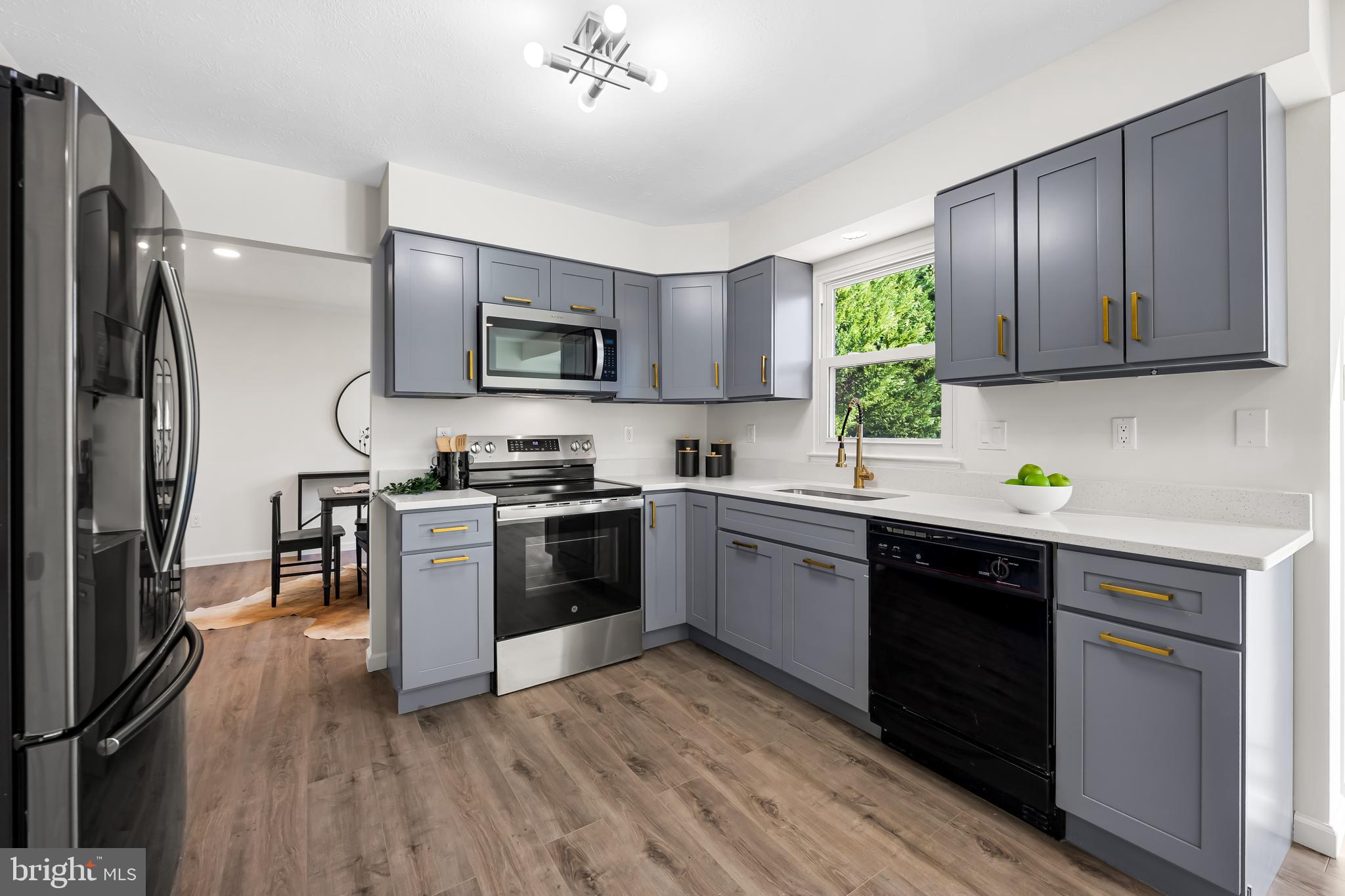 VILLAGE OF BYNUM RUN - Residential