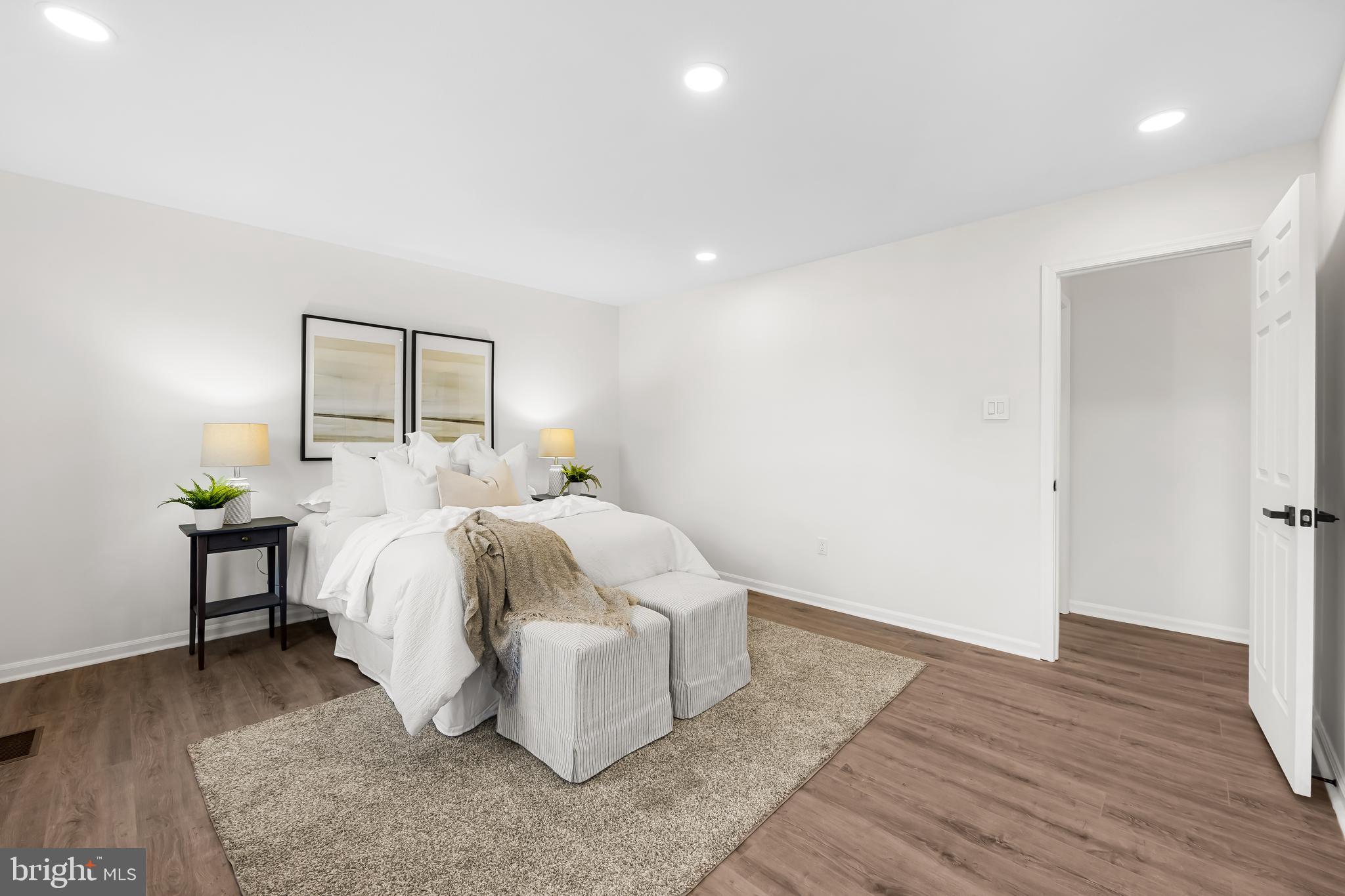 VILLAGE OF BYNUM RUN - Residential