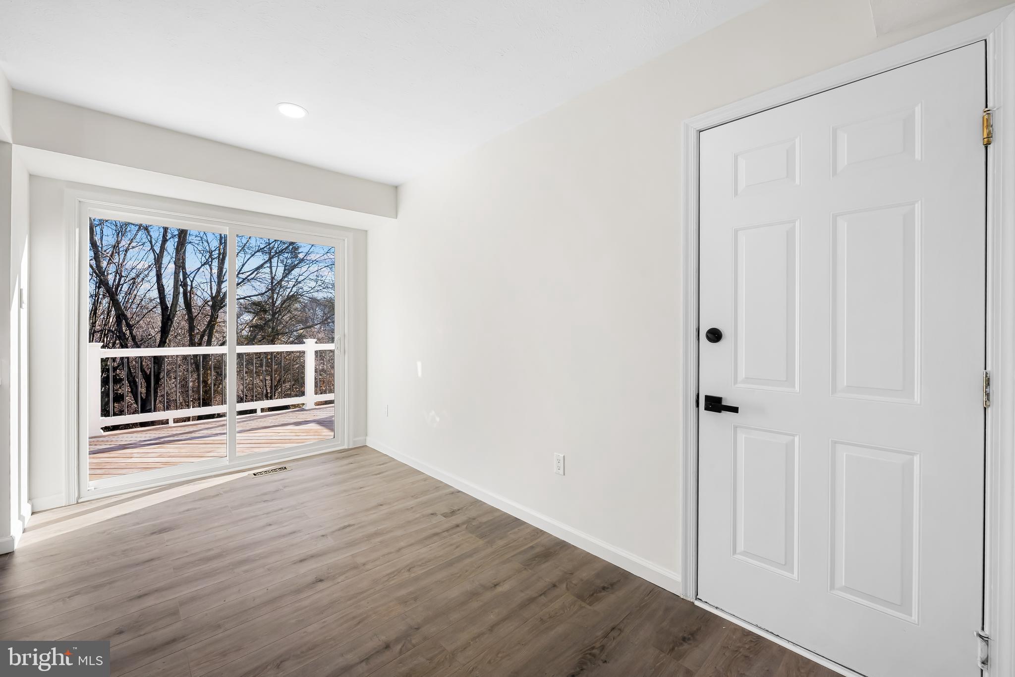 VILLAGE OF BYNUM RUN - Residential