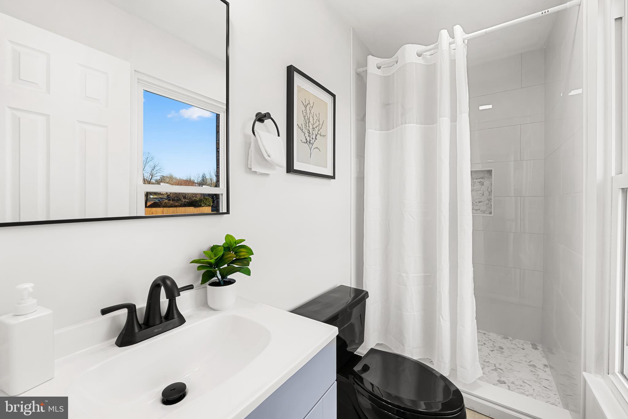 VILLAGE OF BYNUM RUN - Residential