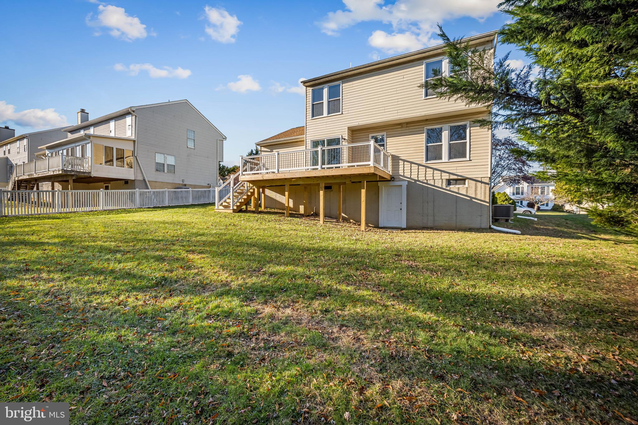 VILLAGE OF BYNUM RUN - Residential