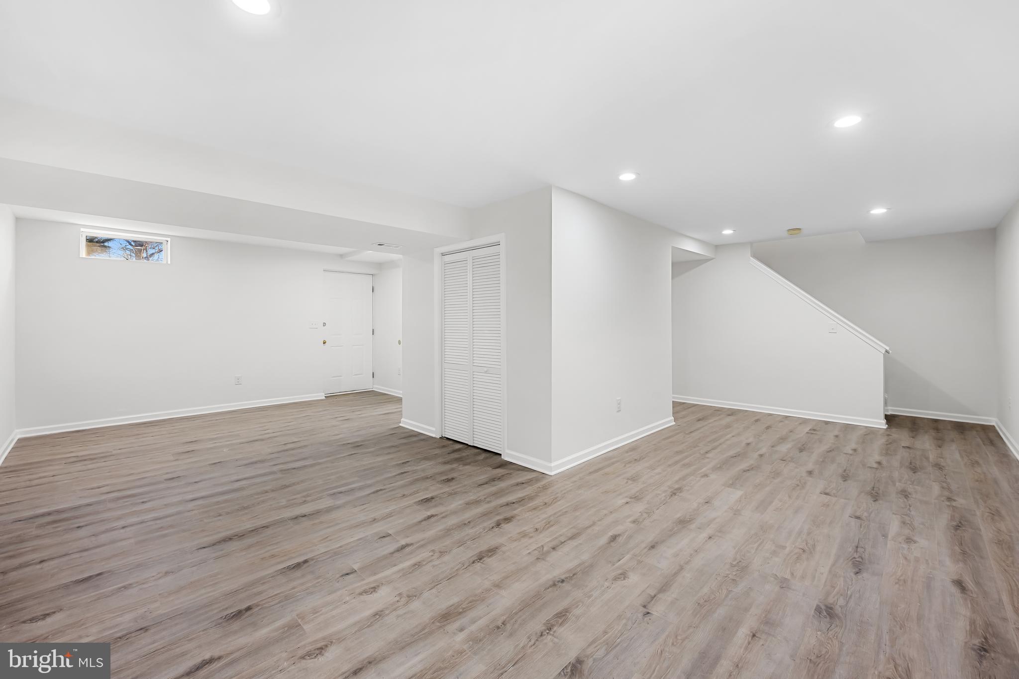 VILLAGE OF BYNUM RUN - Residential