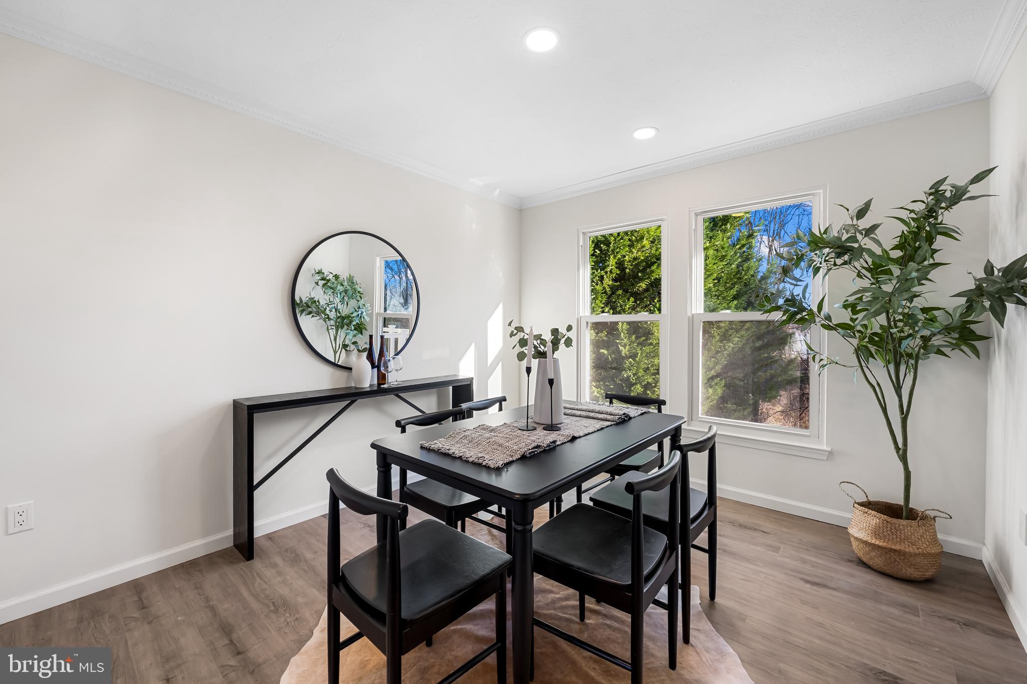 VILLAGE OF BYNUM RUN - Residential