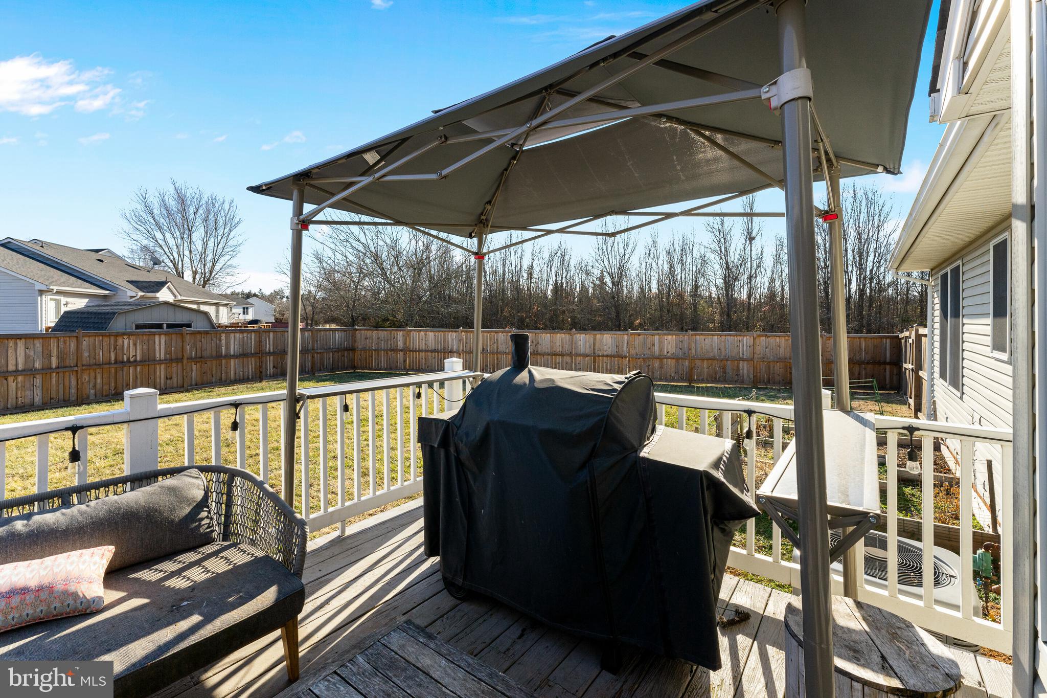 MEADFIELD - Residential