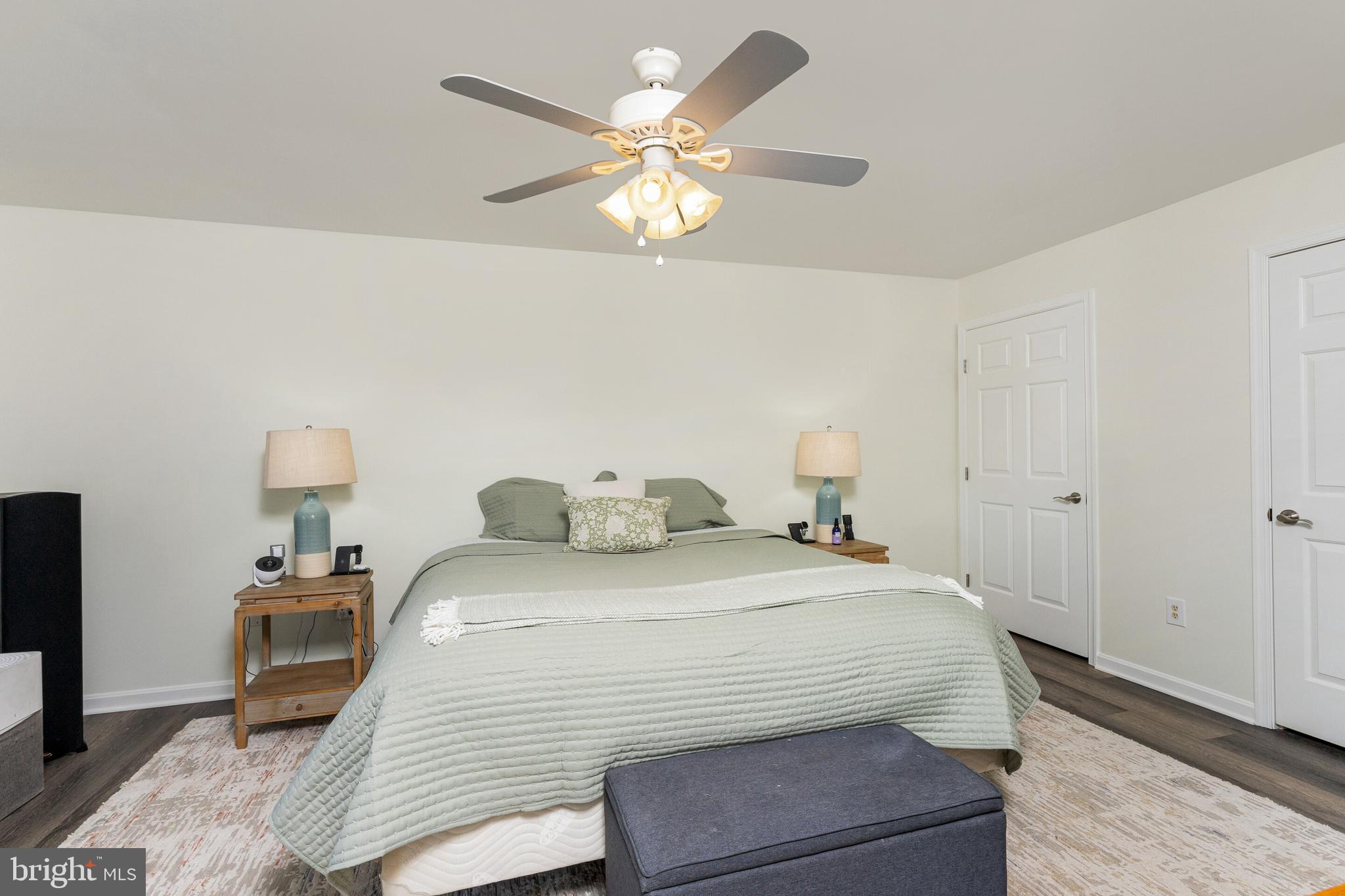 MEADFIELD - Residential