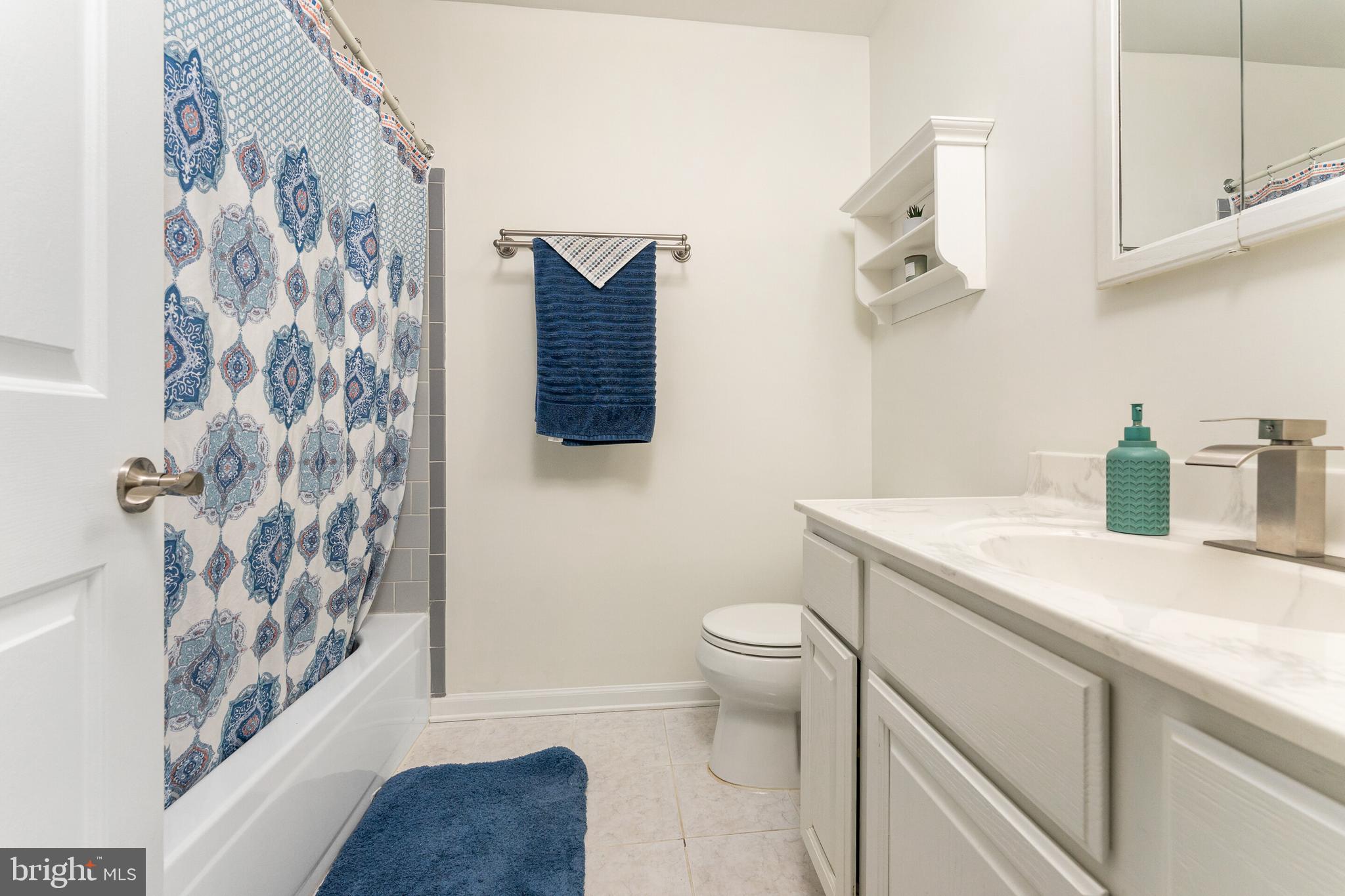 MEADFIELD - Residential