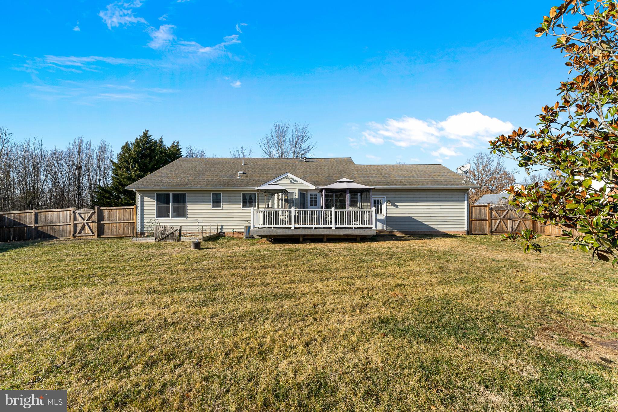 MEADFIELD - Residential