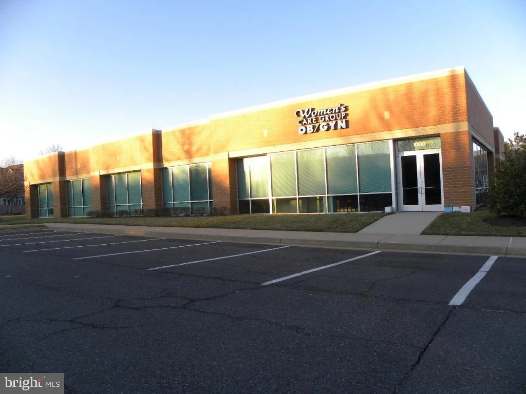 4229 Lafayette Center Drive Unit 1000