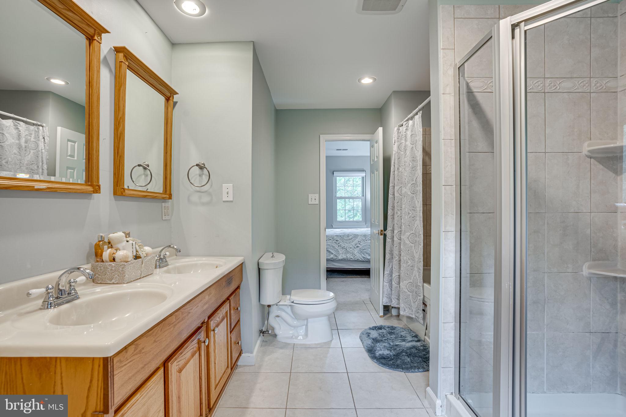 STRATTON WOODS - Residential