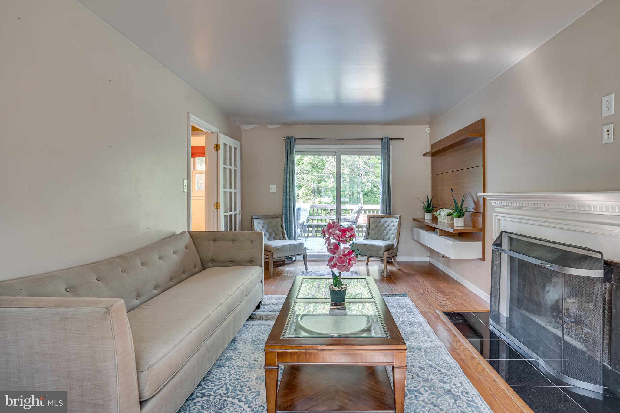 STRATTON WOODS - Residential