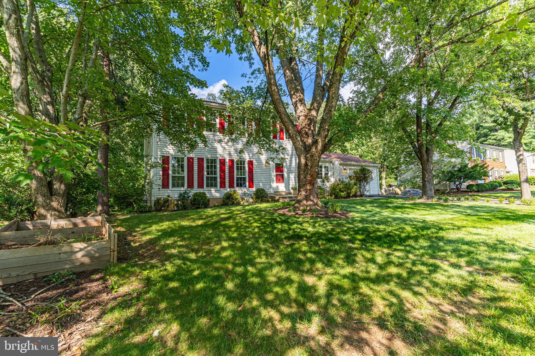 STRATTON WOODS - Residential