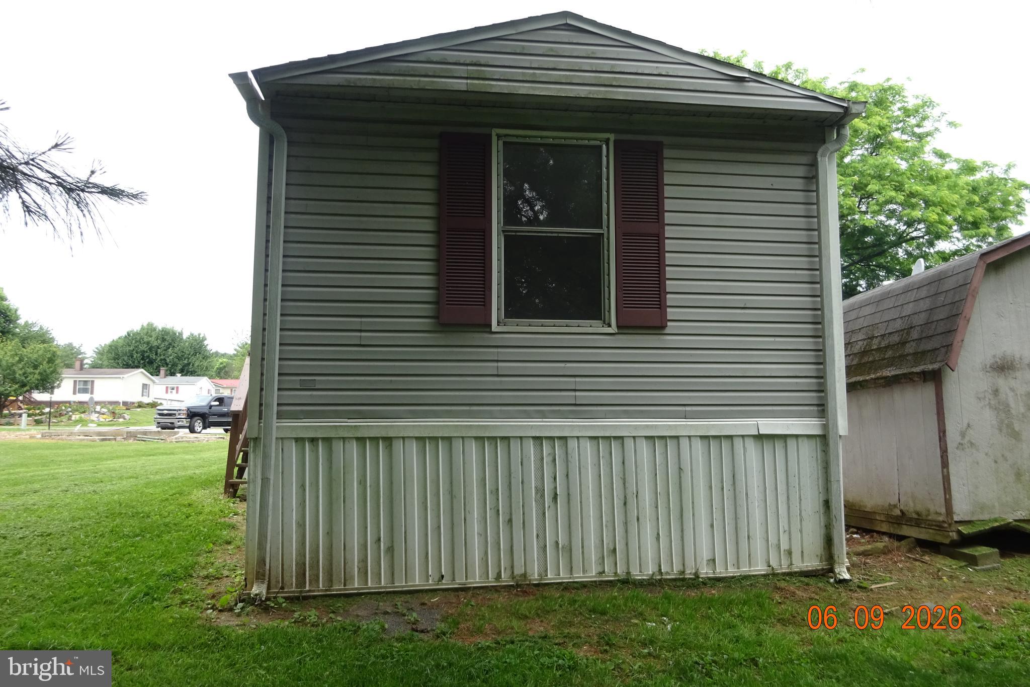 172 RUSTIC DRIVE