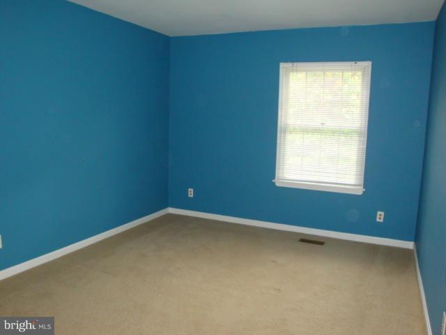 FOXBOROUGH FARMS - Residential Lease