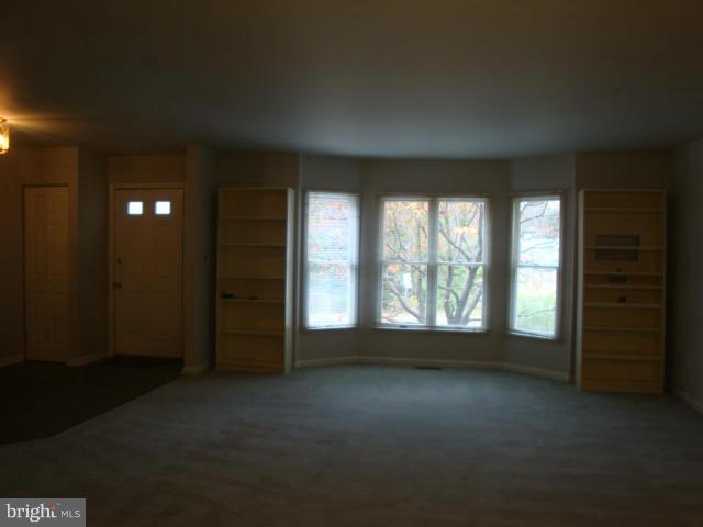 FOXBOROUGH FARMS - Residential Lease