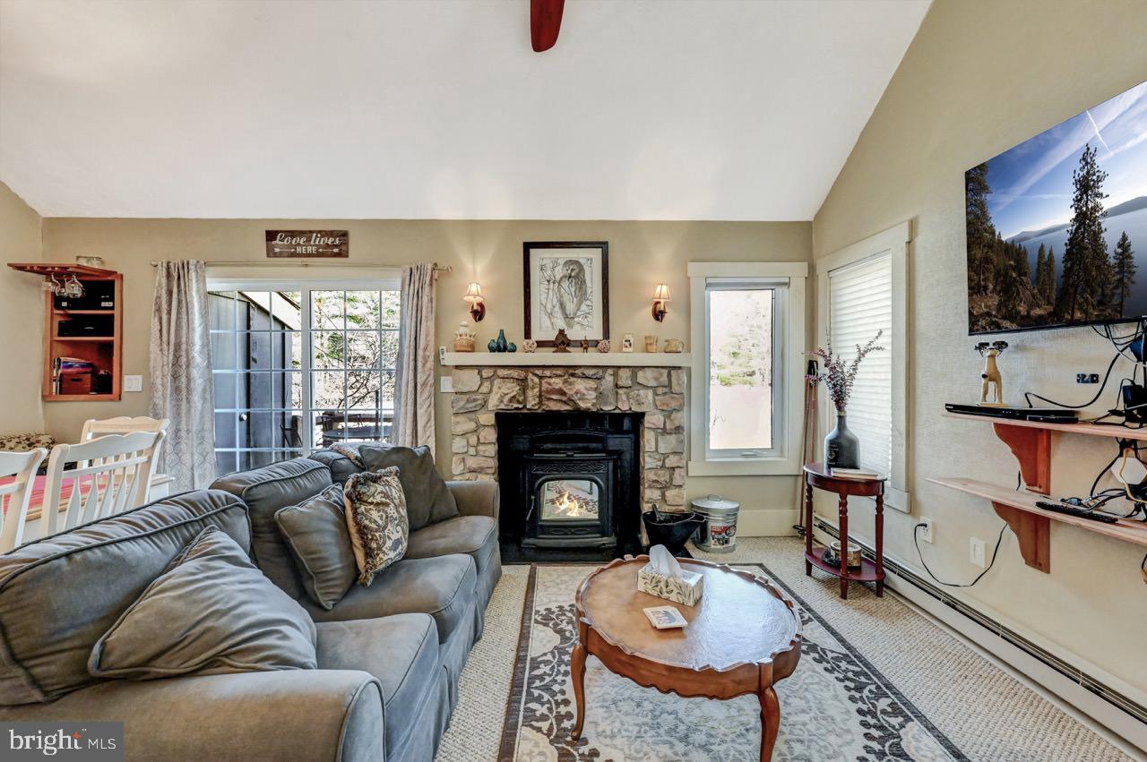 SNOW RIDGE VILLAGE - Residential