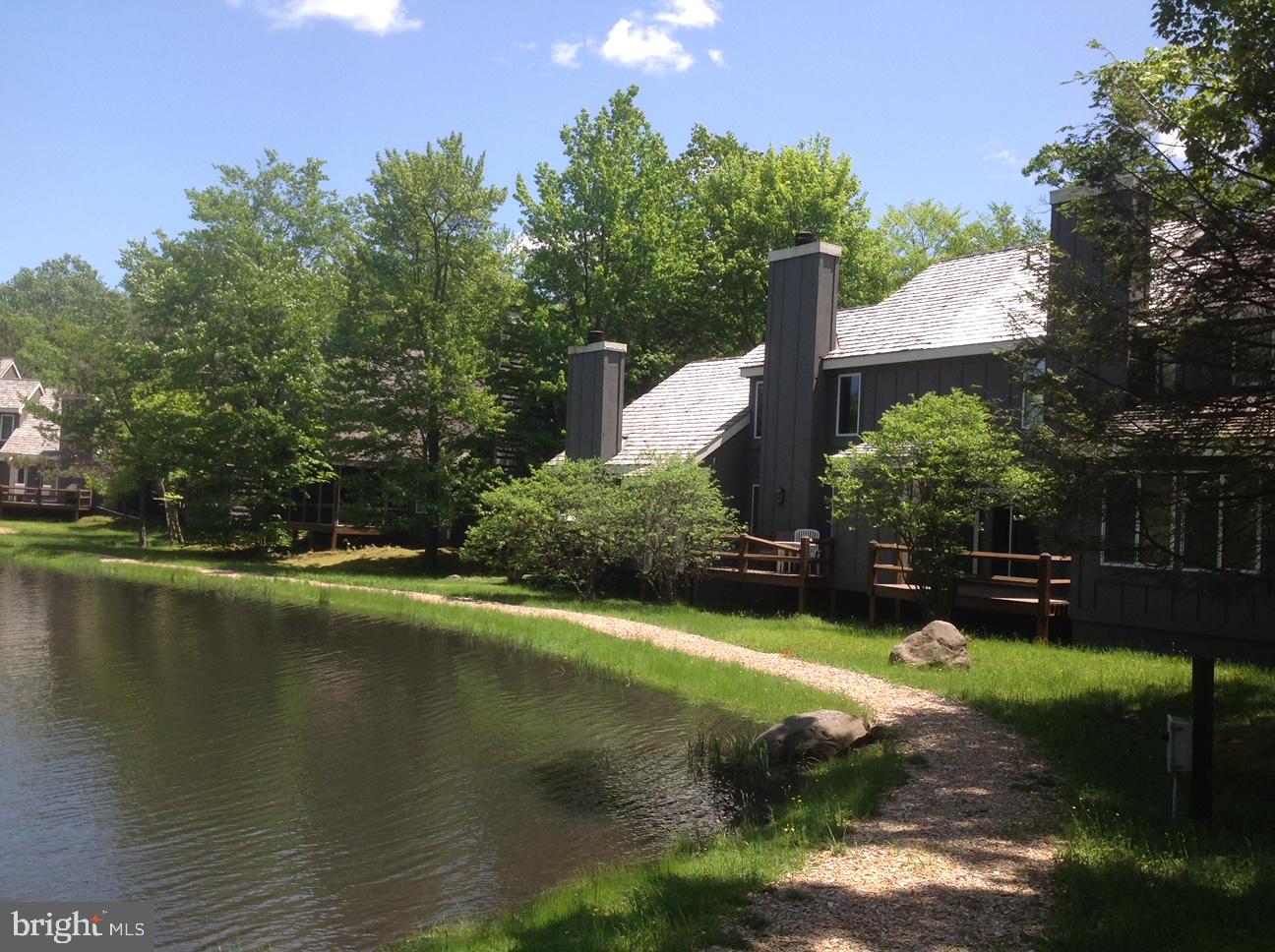 SNOW RIDGE VILLAGE - Residential