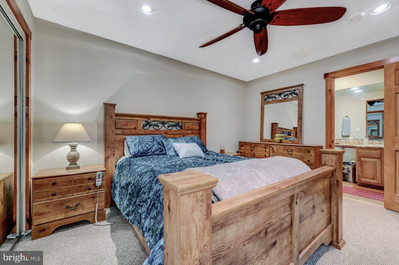 SNOW RIDGE VILLAGE - Residential