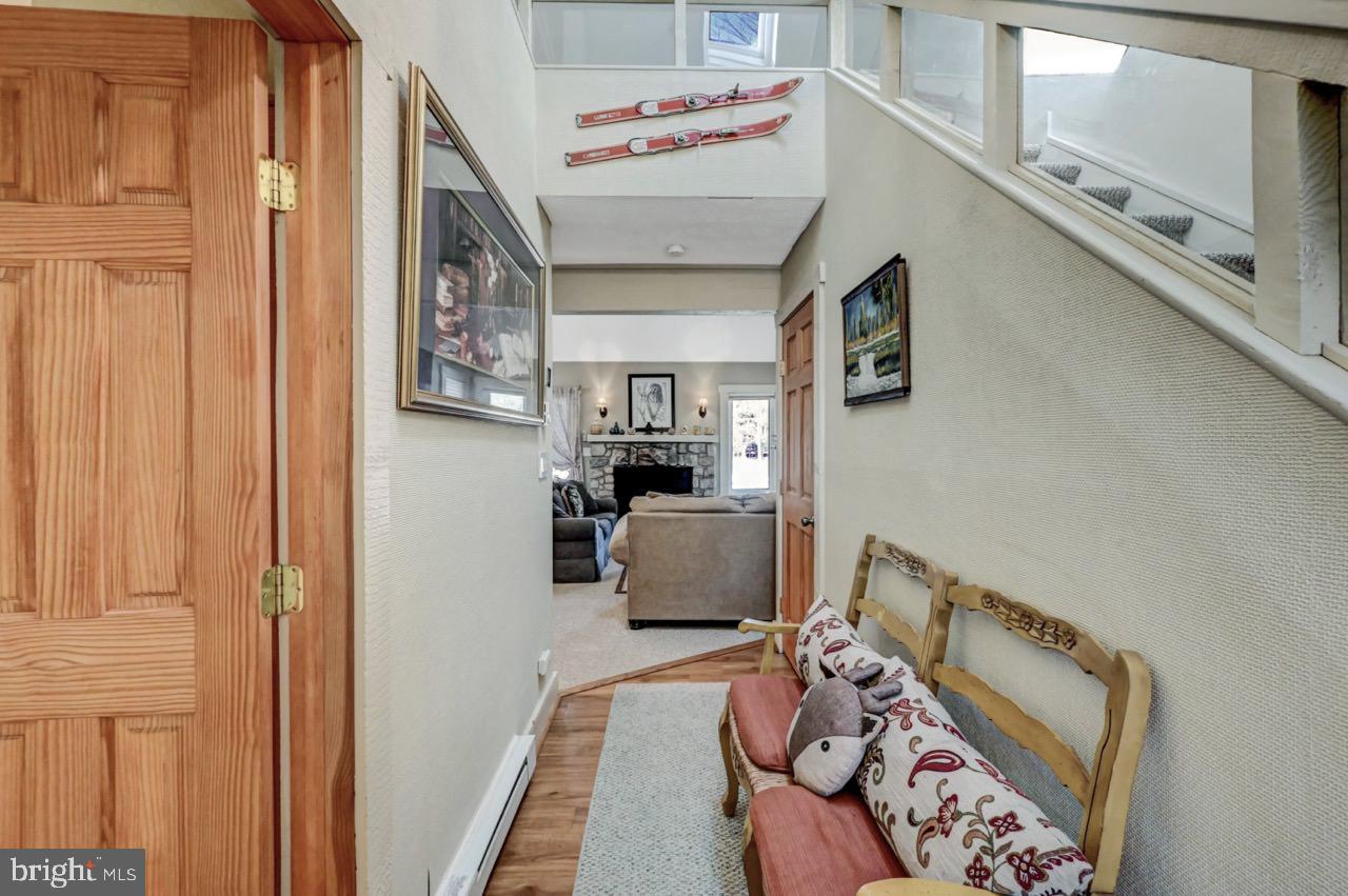 SNOW RIDGE VILLAGE - Residential