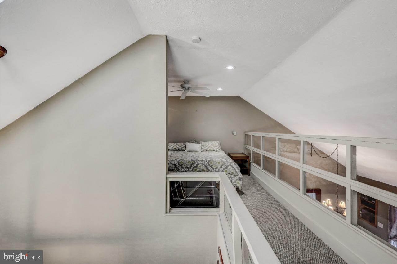 SNOW RIDGE VILLAGE - Residential