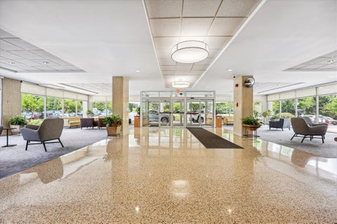 Condo For Sale - 10500 Rockville Pike #122<br/> NORTH BETHESDA, MD 20852