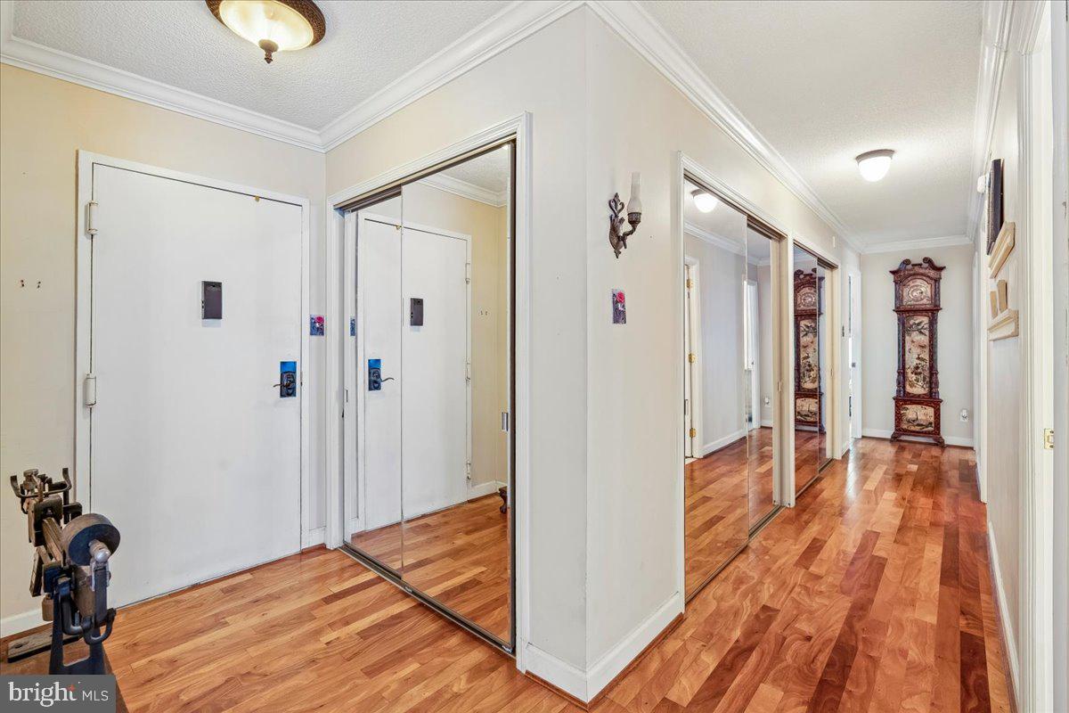 11801 ROCKVILLE PIK 212