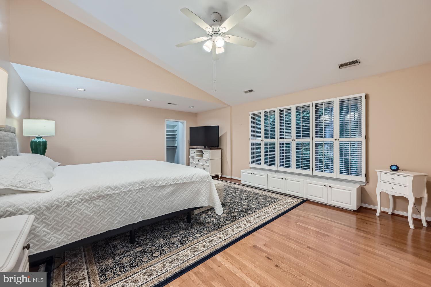 VILLAGE OF HARPERS CHOICE - Residential