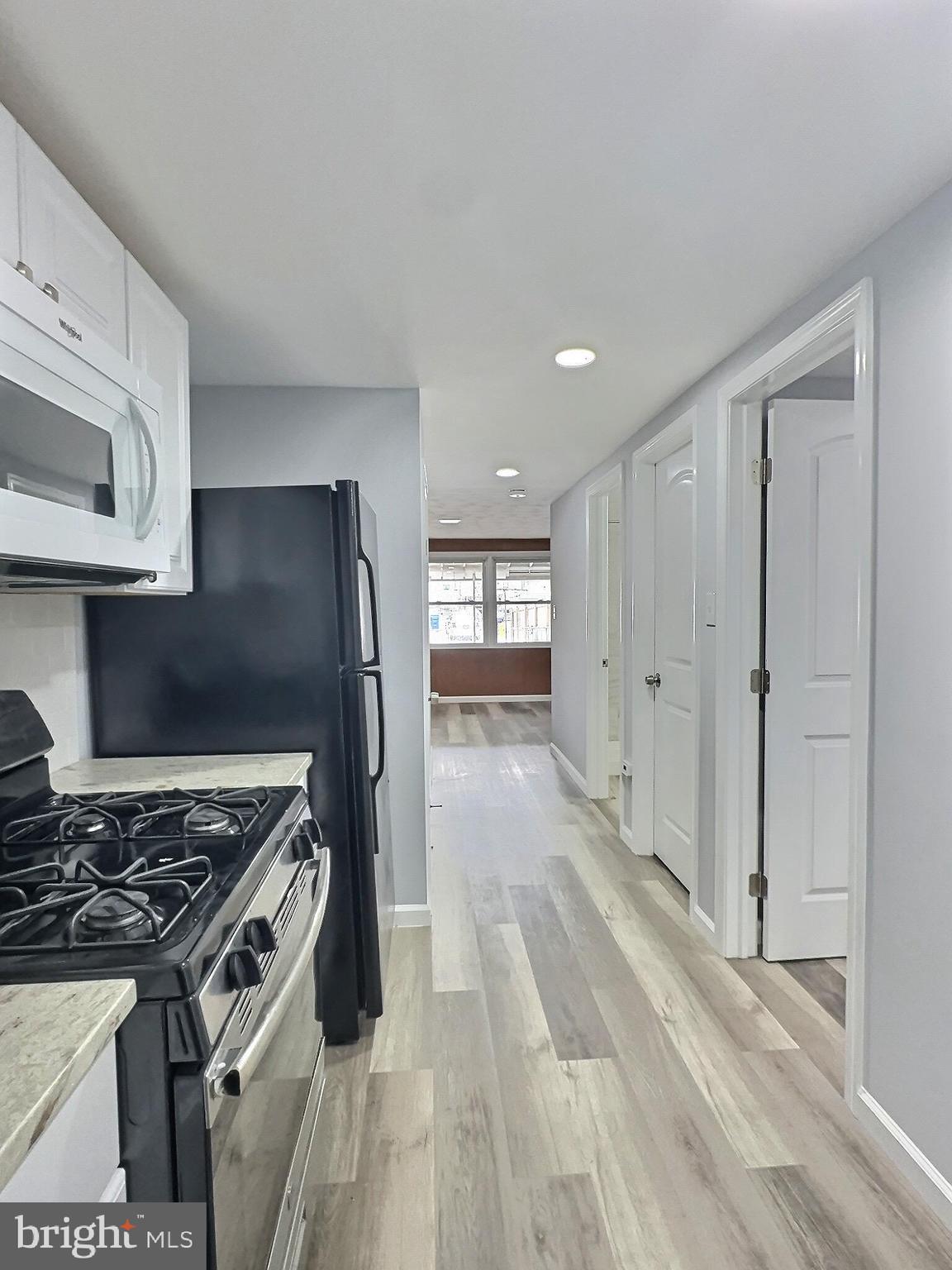 VIOLETVILLE - Residential Lease