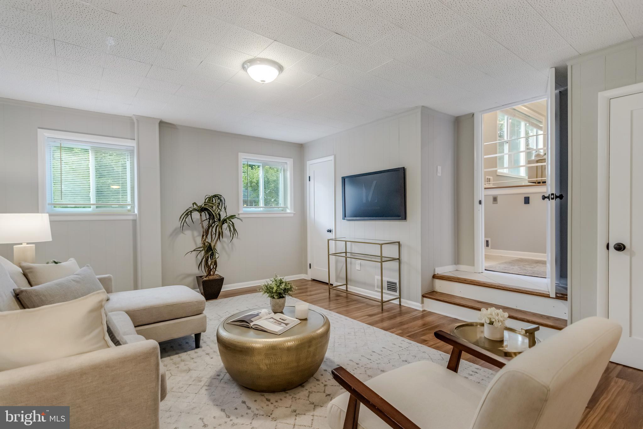 KENWOOD PARK - Residential