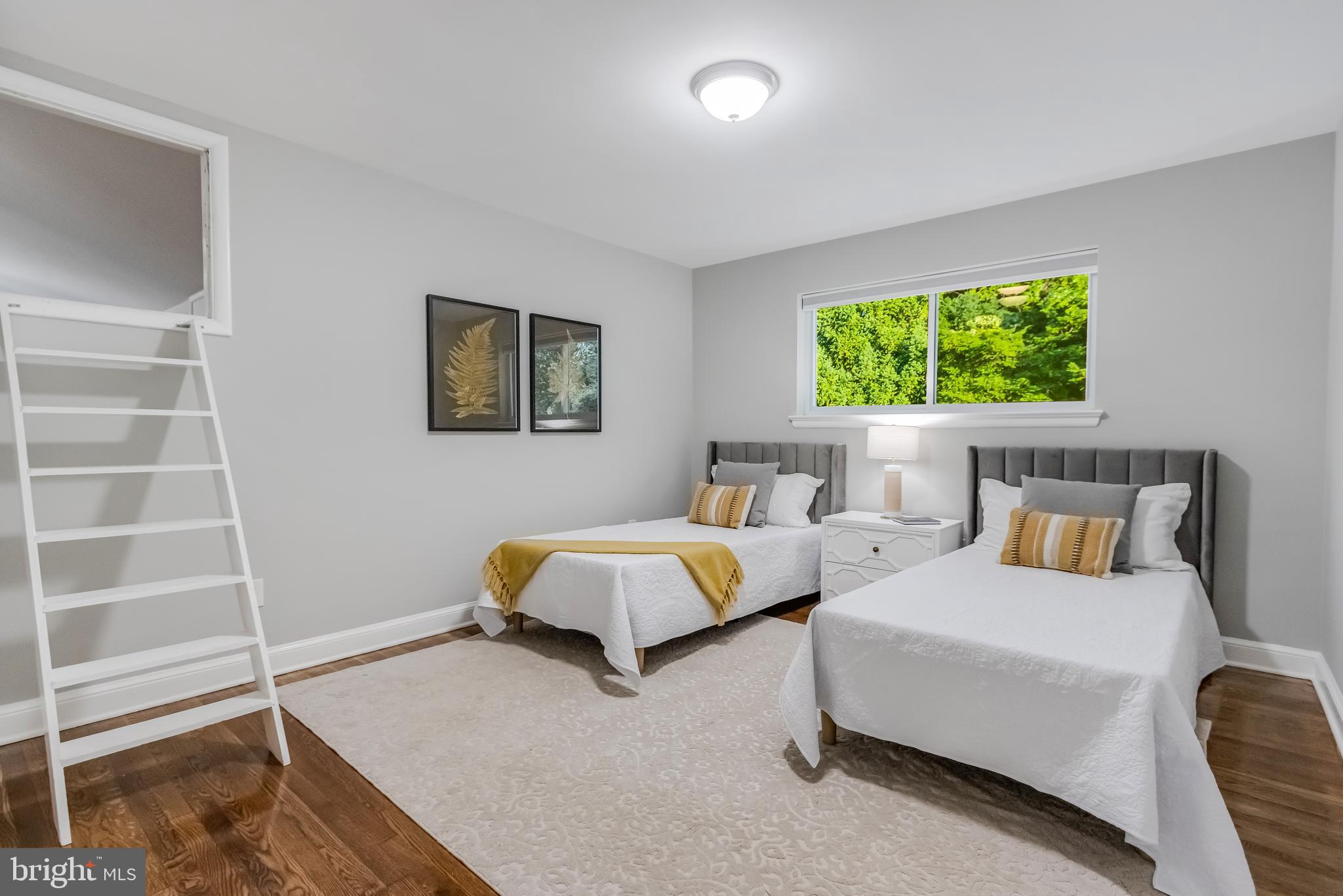 KENWOOD PARK - Residential