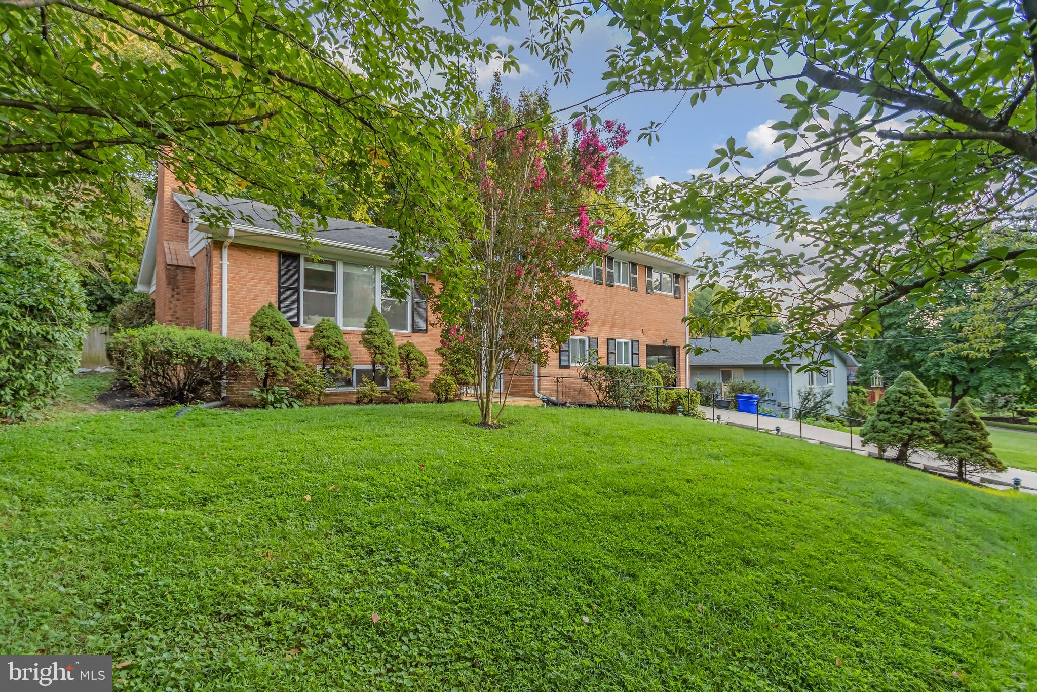 KENWOOD PARK - Residential