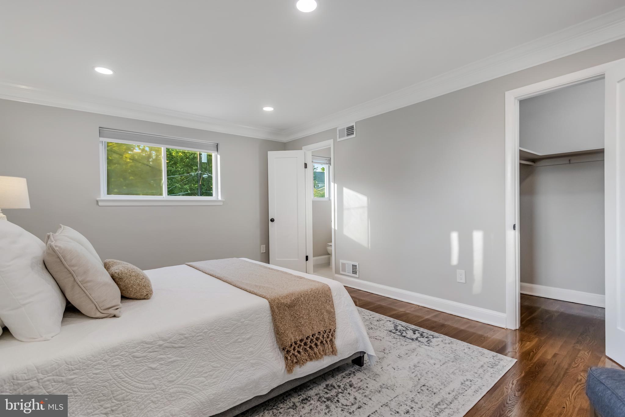 KENWOOD PARK - Residential