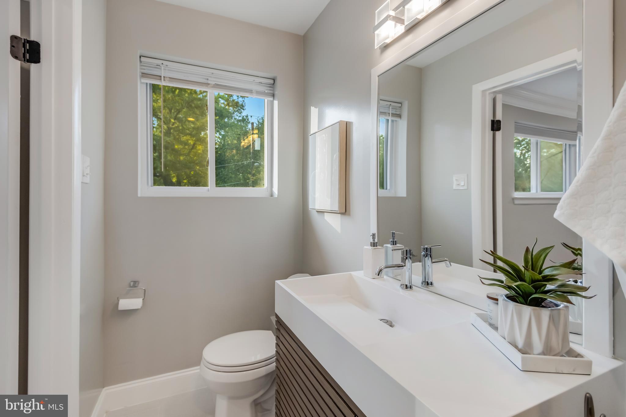 KENWOOD PARK - Residential