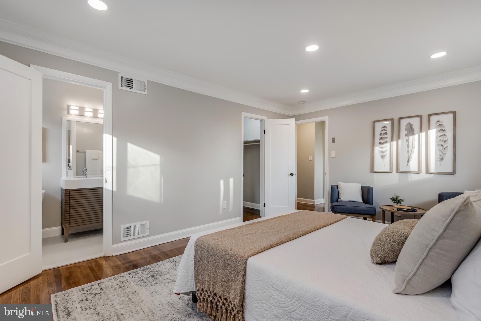 KENWOOD PARK - Residential