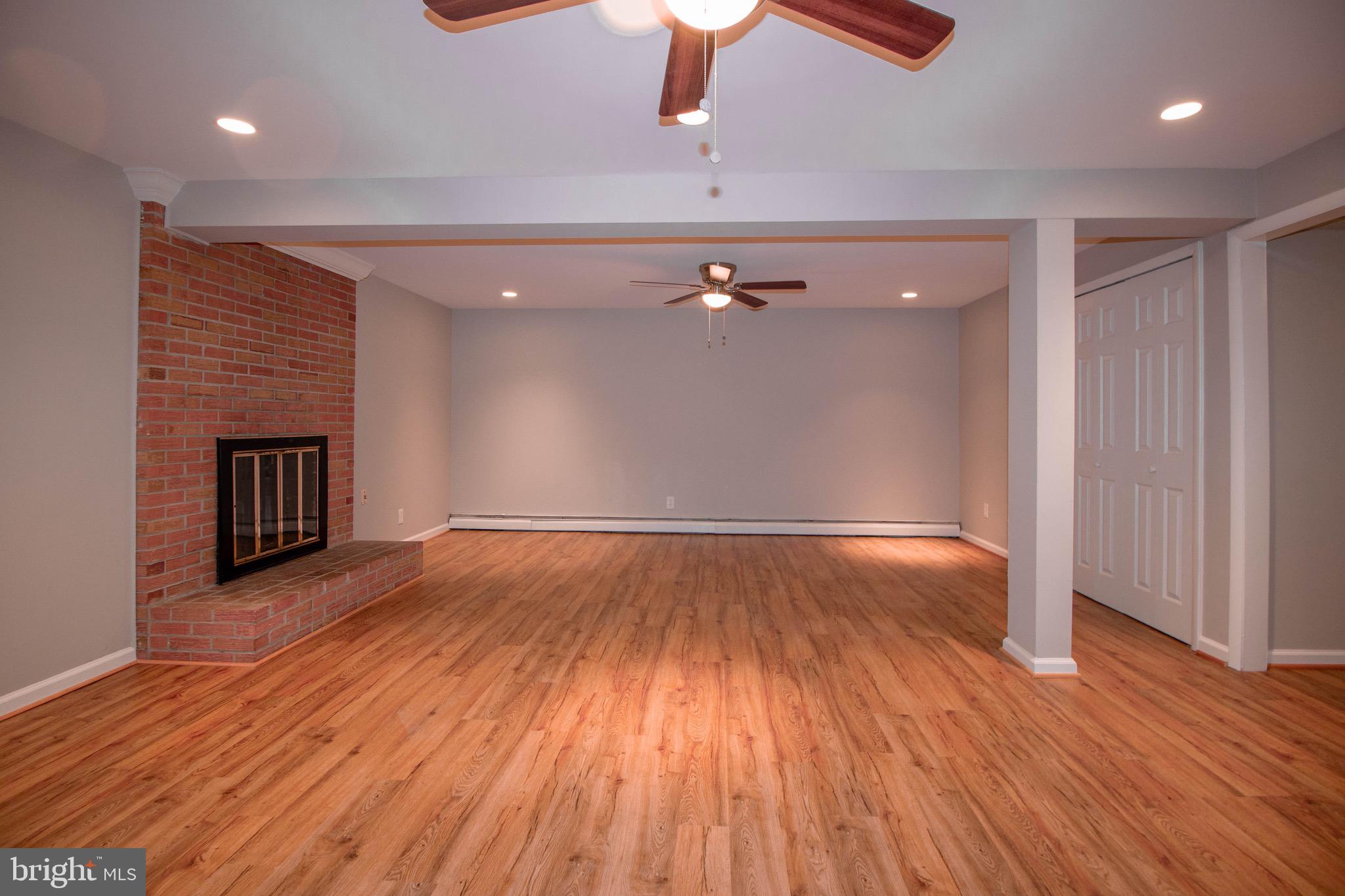 KINGWOOD PARK - Residential Lease