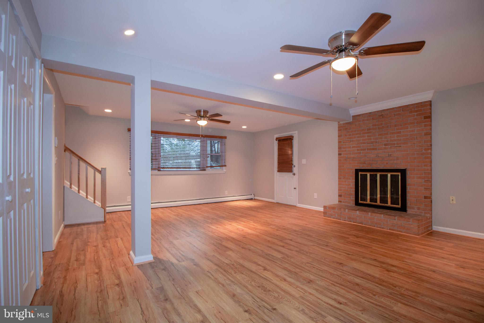 KINGWOOD PARK - Residential Lease