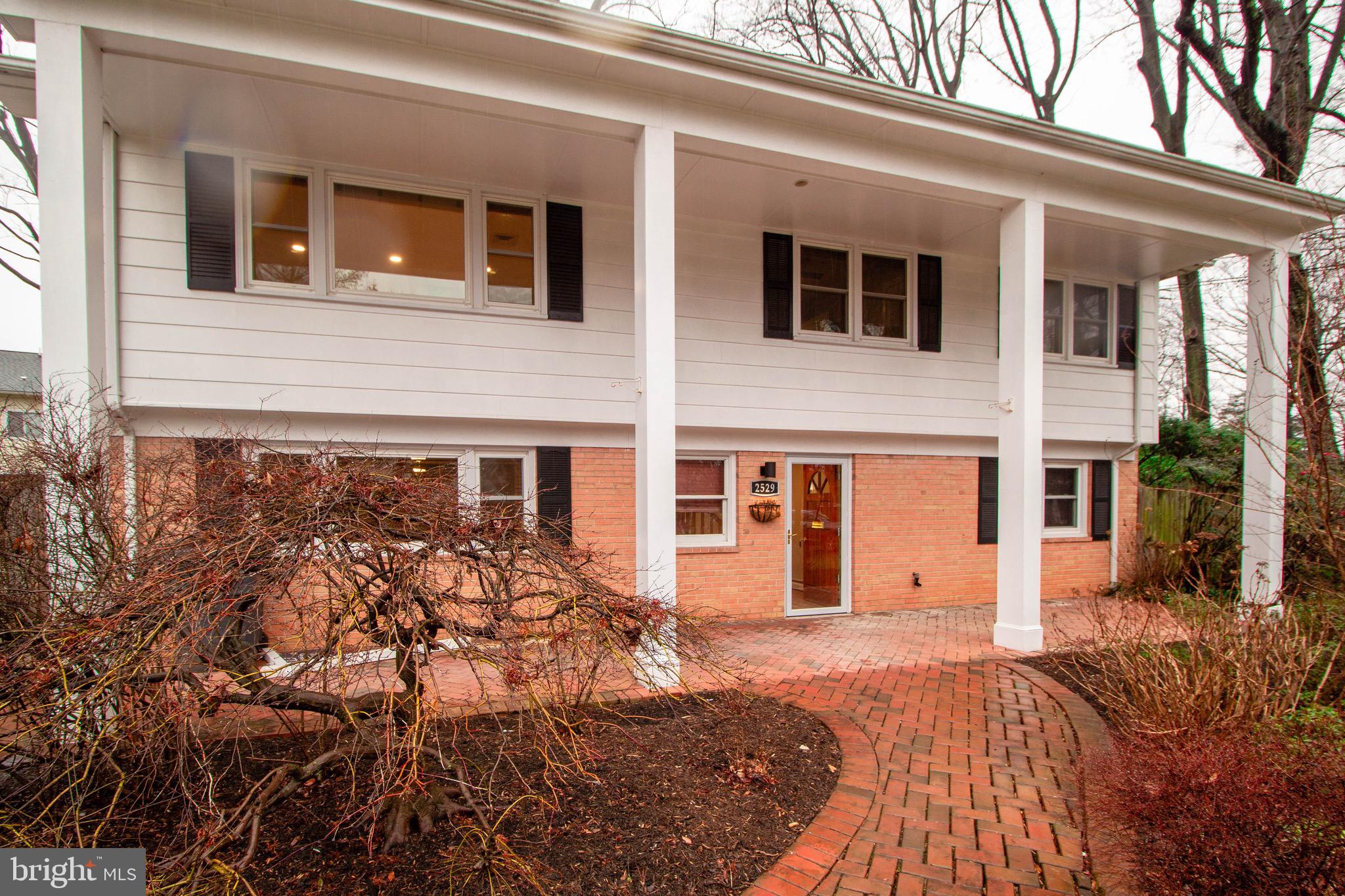 KINGWOOD PARK - Residential Lease