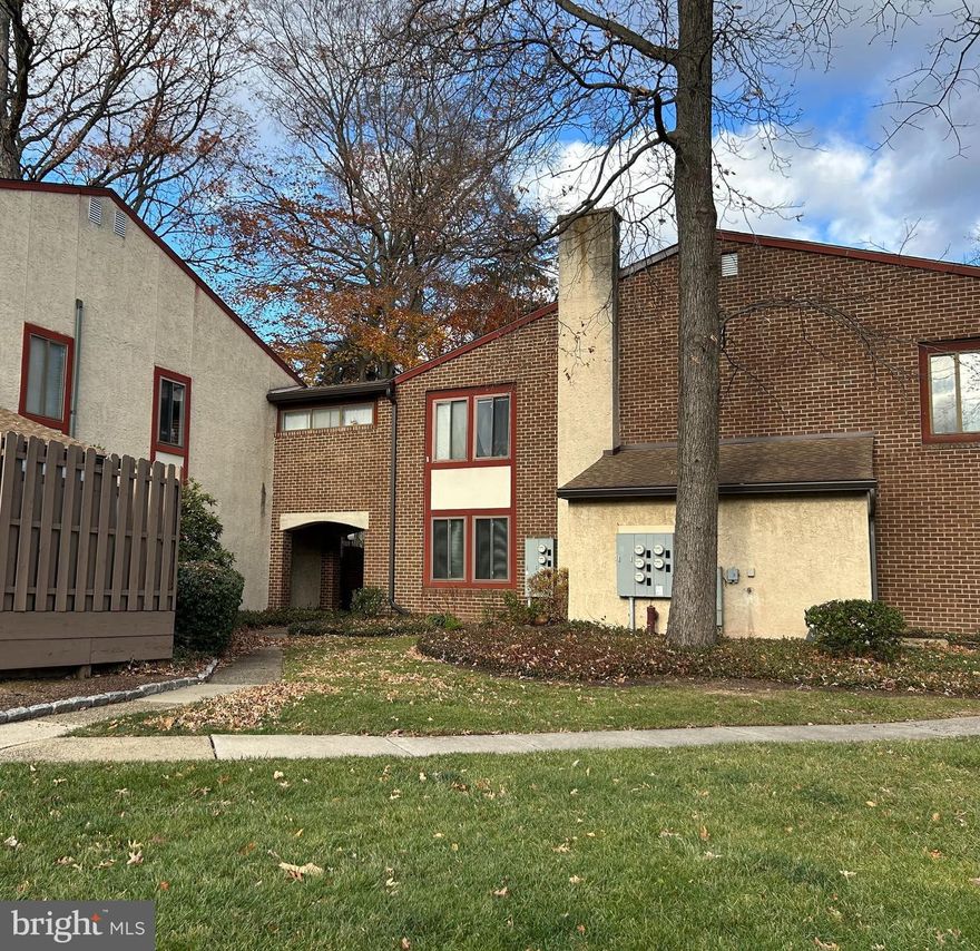 Simplified one floor living in a great condo in Chestnut Grove, this updated 2 bedroom 1 bath condo is conveniently located to Doylestown's Boro. Offering gleaming hardwood floors throughout, lots of natural light and a simple and very functional floor plan, you enter into the living room, connected to the dining room/eat in kitchen.  Don't miss the wonderful brick paver patio off the living room adding some outdoor living space (hard to find in a condo).  There's a spacious primary bedroom with a walk in closet that's freshly painted  and an ensuite bathroom. The second bedroom is across from the bathroom and laundry.   Fantastic location across from the YMCA, easy access to Doylestown/Penn Medicine Hospital and just a short walk into the center of Doylestown's Boro which offers shopping, dining, entertainment, arts and culture as well as Central Bucks award winning School District.   
The community offers an assigned parking space for each unit plus abundant guest parking. Tenants are responsible for electric, cable/internet, water, sewer and oil bills. Lawn care, trash, and snow removal are all included as part of the monthly condo fee which is paid by the landlord.  Ready for a change in lifestyle?  Come see what this has to offer!