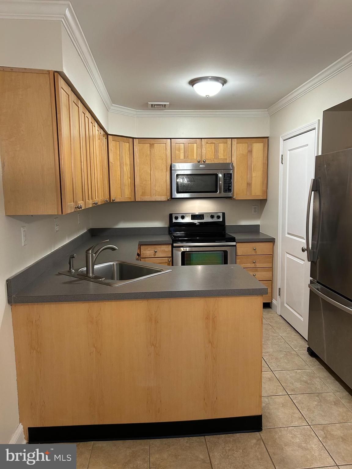 CHESTNUT GROVE - Residential Lease