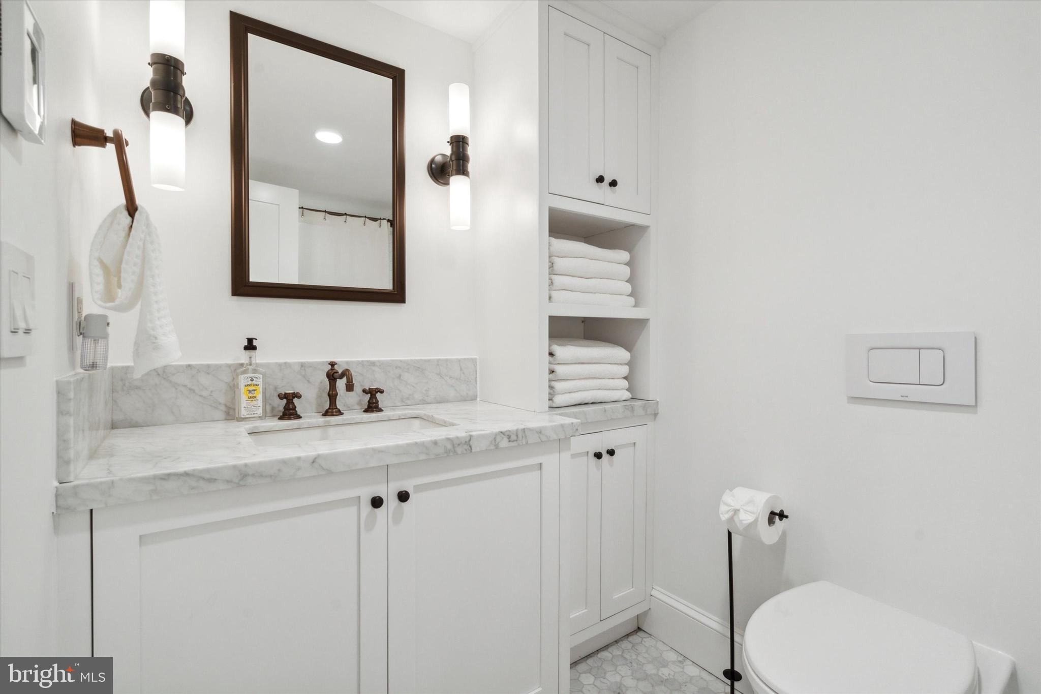 BELLA VISTA - Residential