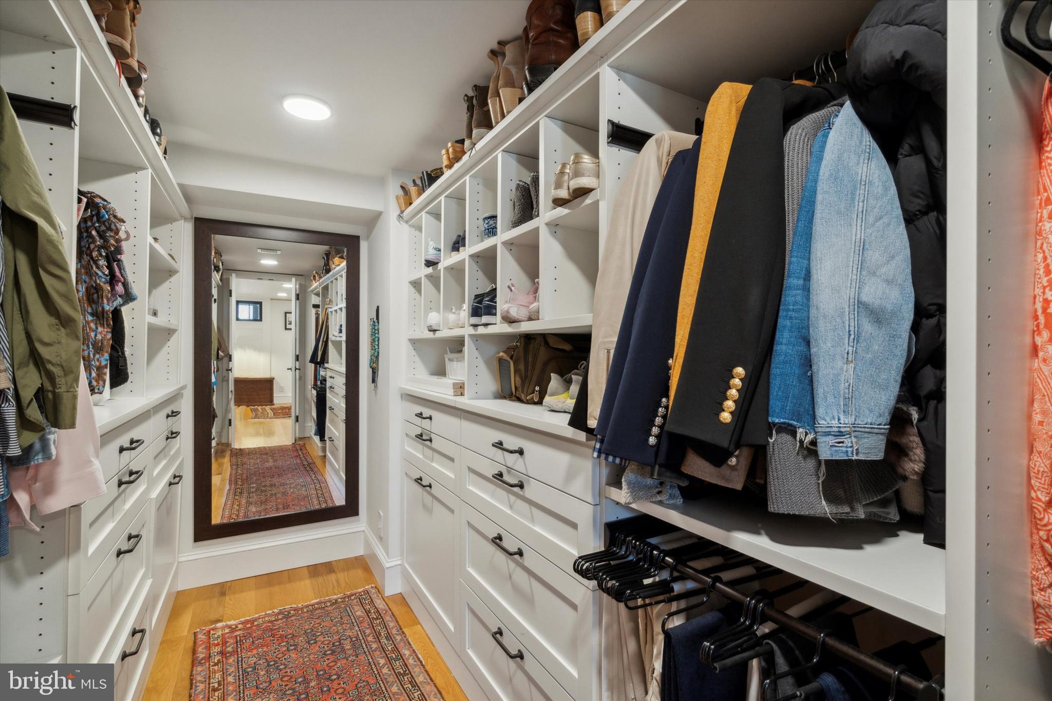 BELLA VISTA - Residential