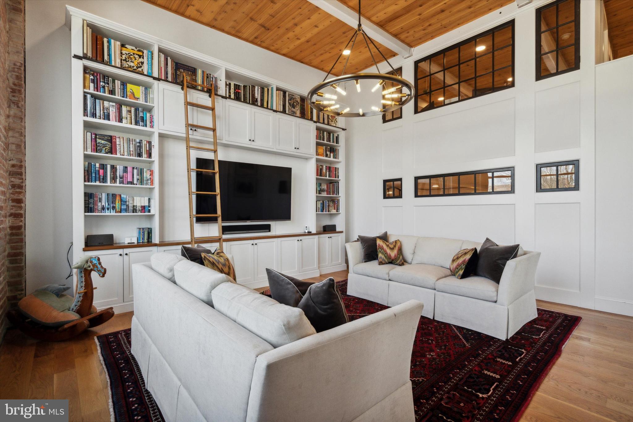 BELLA VISTA - Residential