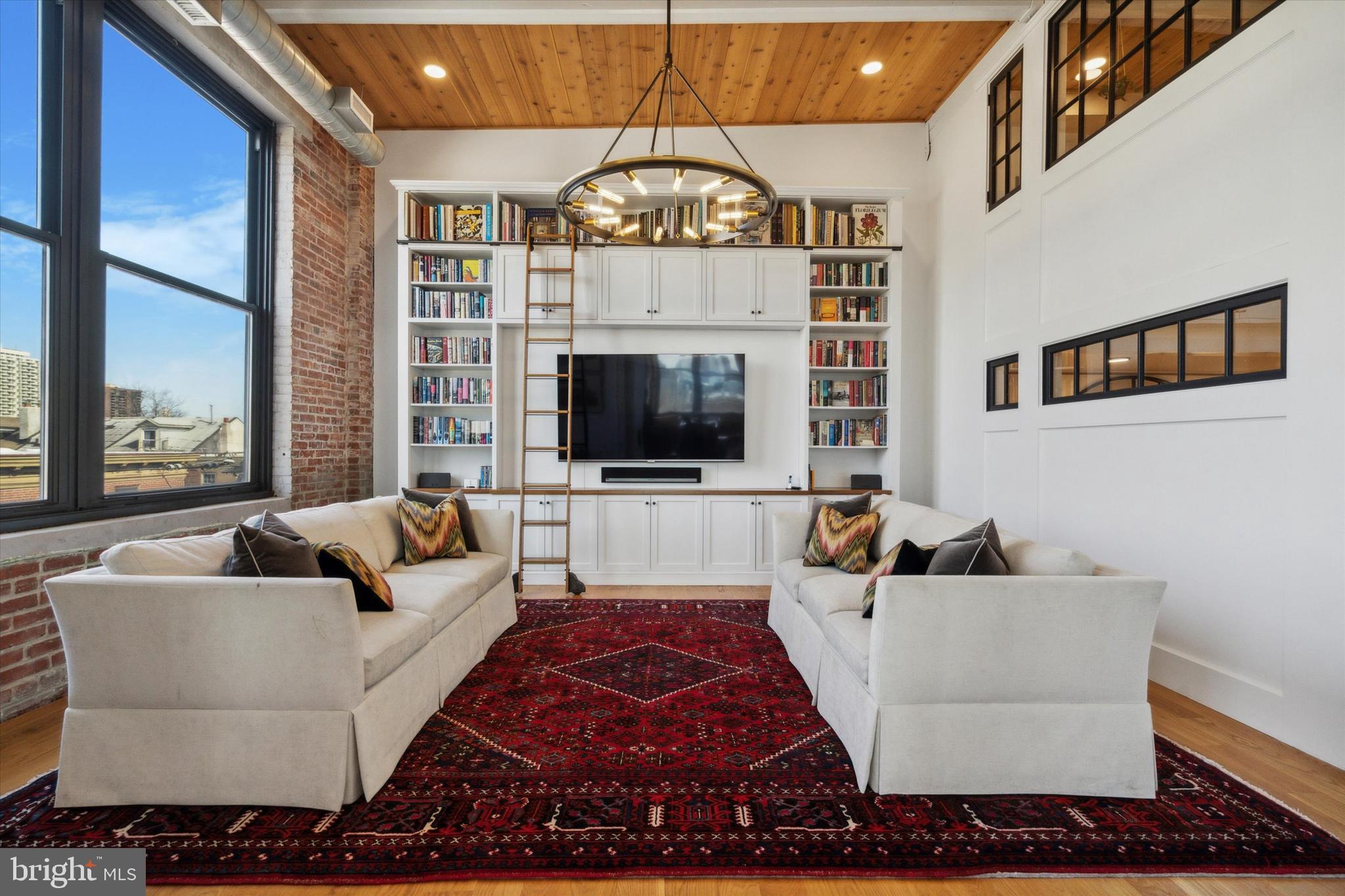 BELLA VISTA - Residential