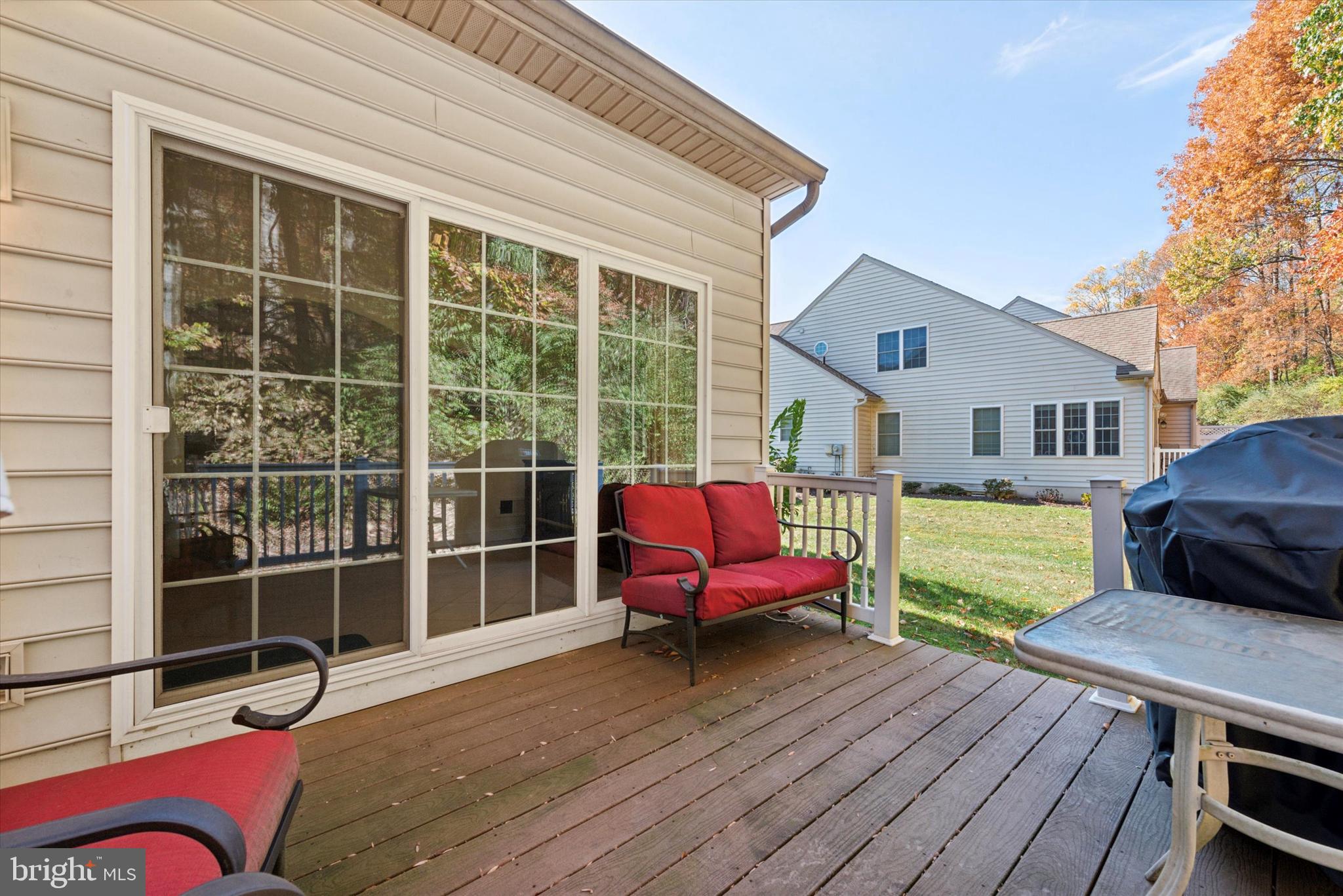 THE WOODS AT ROCK RAYMOND - Residential