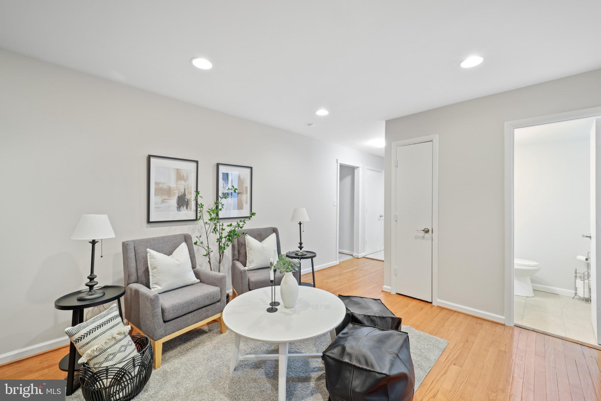 PINE PLAINS - Residential