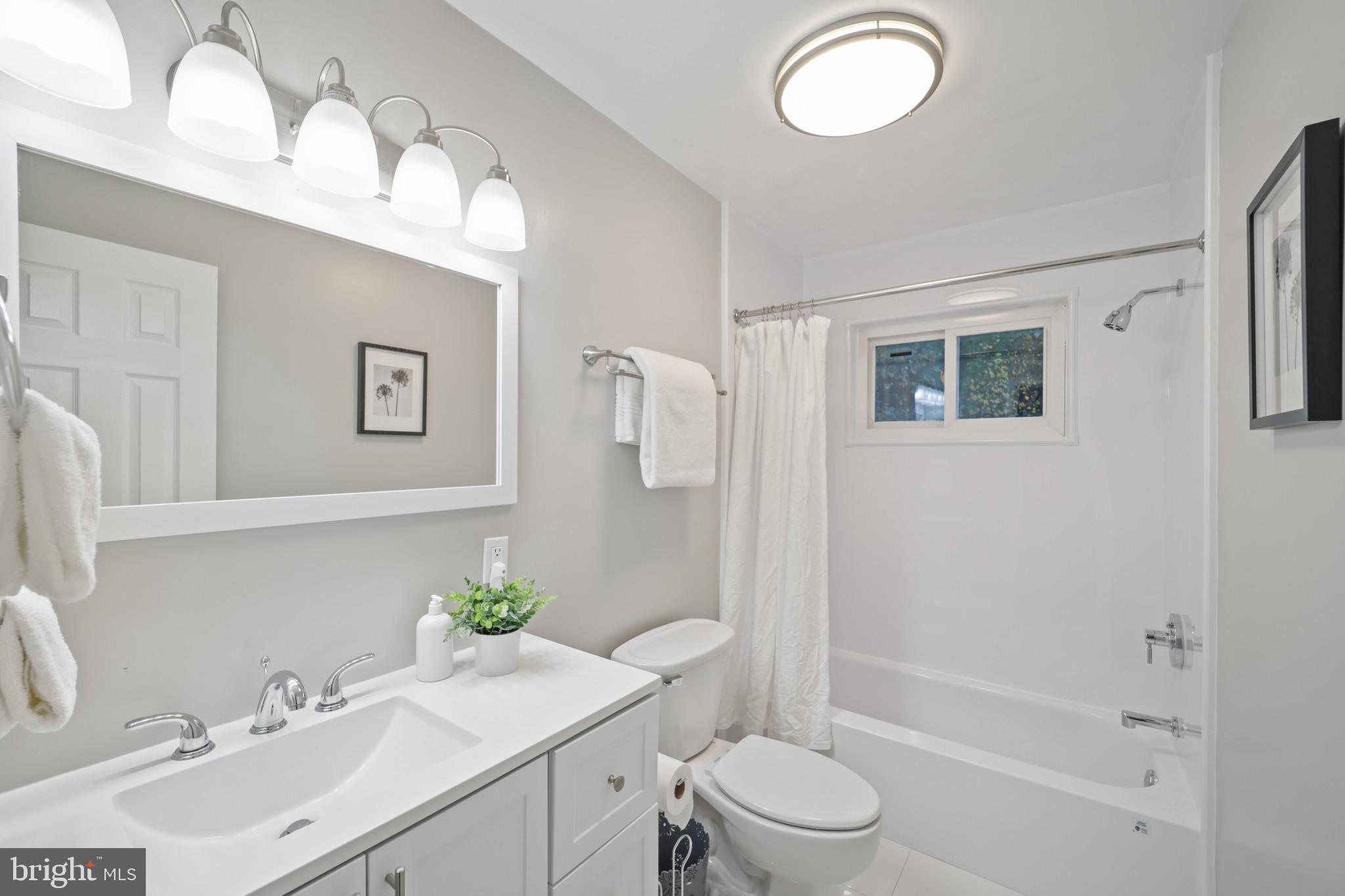 PINE PLAINS - Residential