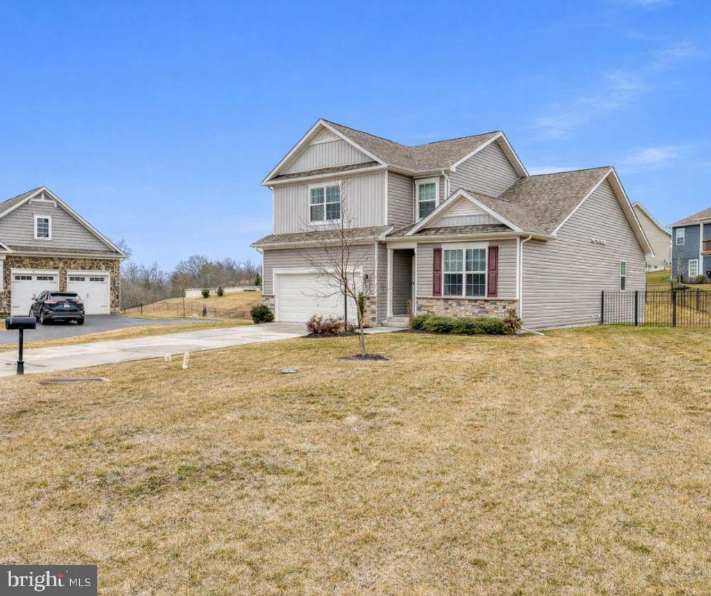 Photo of 59 Cooper Lane, GETTYSBURG, PA 17325 (MLS # PAAD2022192)