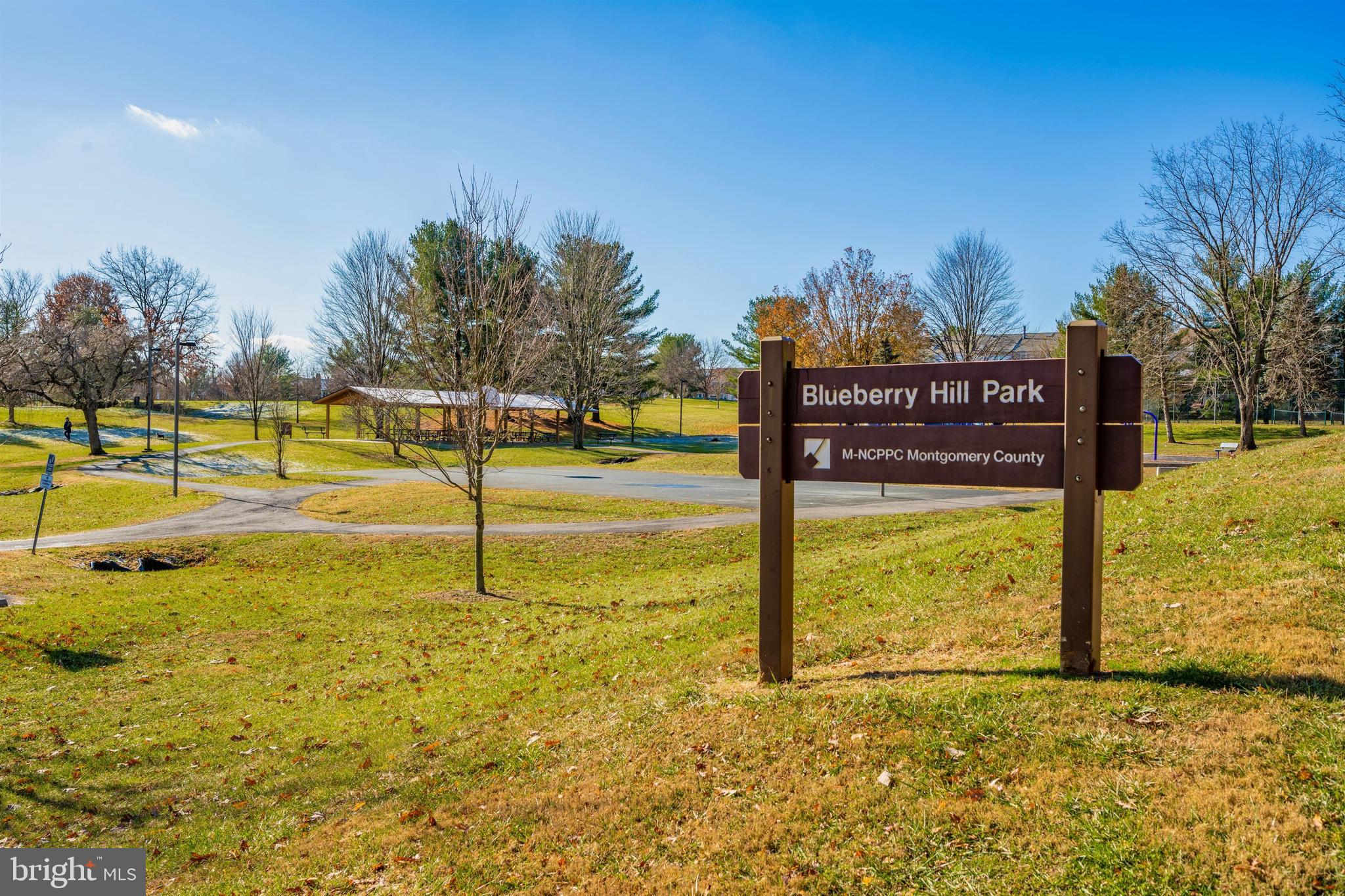 PARK OVERLOOK - Residential