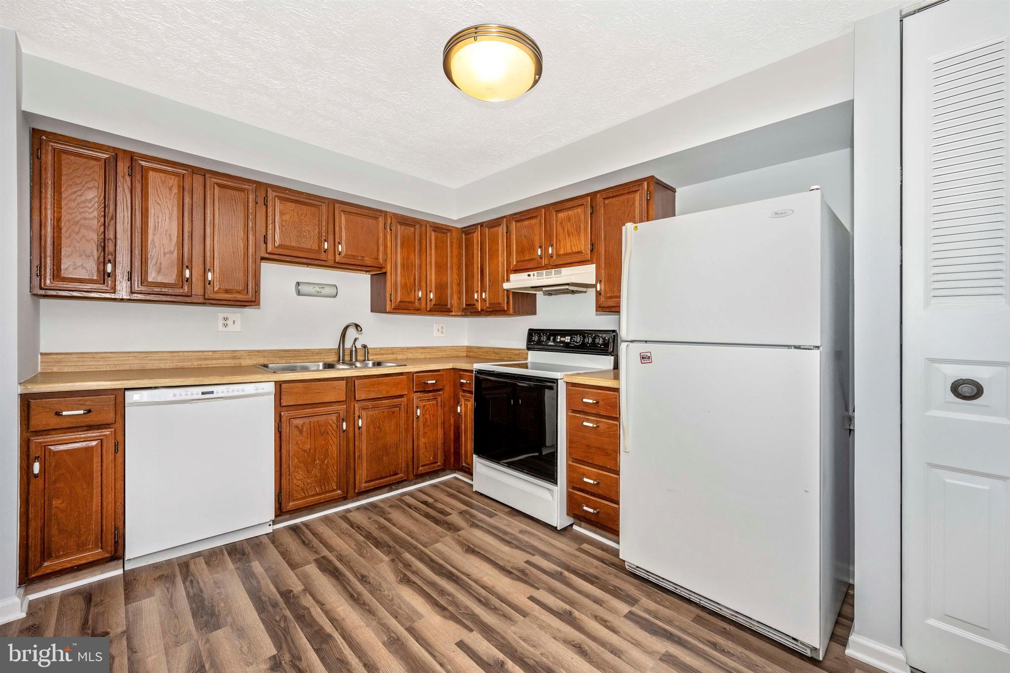 PARK OVERLOOK - Residential