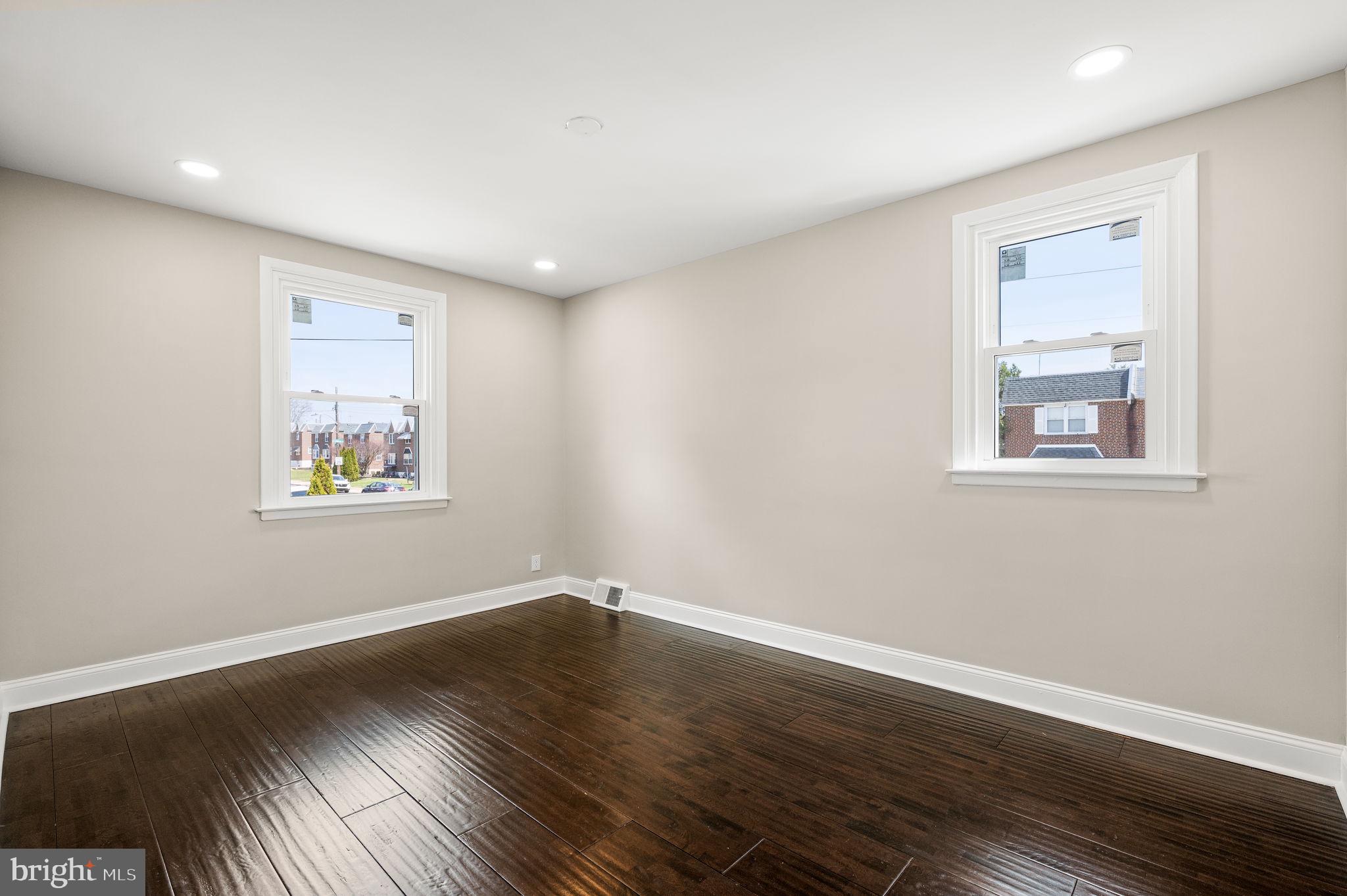 RHAWNHURST - Residential